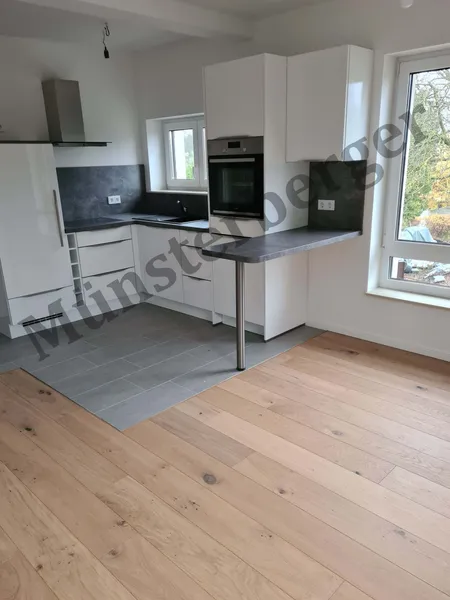 Barrierefreie sanierte 2-Zimmer-Wohnung zu vermieten! — photo 1